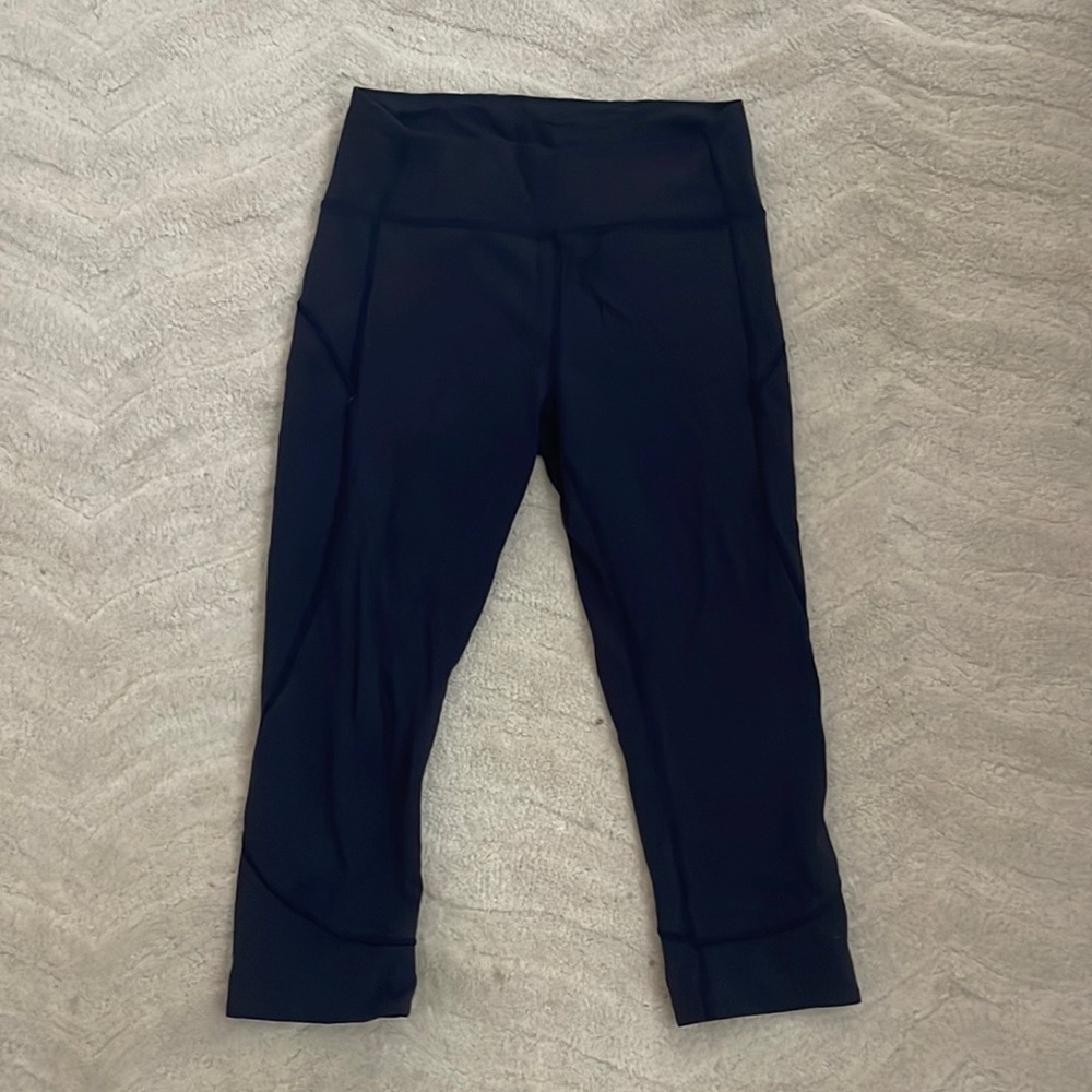 Lululemon cropped leggings